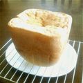 亜久里's cooksnap of when they made ＨＢ☆ホエーで薄力粉のふわふわ♪食パン.