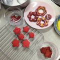 ふわなの学生食堂's cooksnap of when they made 春色の贈り物♪さくさく型抜きクッキー.
