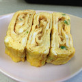 akilondon's cooksnap of when they made オイマヨde 卵焼き.