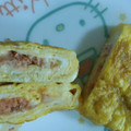 さちーこ's cooksnap of when they made 鮭ほぐしとチーズのとろける卵焼き.