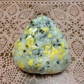YUKIKI☆'s cooksnap of when they made のりたまのおにぎり～もみ海苔編～.
