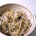 ＊akoako＊'s cooksnap of when they made 簡単!もやしの塩昆布和え.