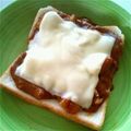 あいこす♡花嫁修業中's cooksnap of when they made 残りカレーで♪カレートースト.