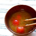 MI‐RIN's cooksnap of when they made ラー油で丸々トマトのピリ辛★ミソスープ.