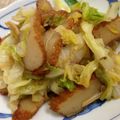 Lily飯's cooksnap of when they made キャベツと丸天の油炒め.
