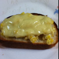 VanDyke's cooksnap of when they made コーンマヨトースト.