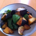 食べ専科's cooksnap of when they made 簡単！なすとピーマンの炒め物.