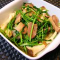 nekoland's cooksnap of when they made ルッコラのベーコンさっと炒め.