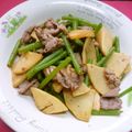 Jock's cooksnap of when they made おすすめ☆かたは、タケノコ、豚肉の炒め物.
