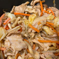 みやもっち☆'s cooksnap of when they made 豚肉、もやし、人参、しめじの炒め物.