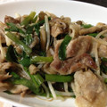 きよやよ's cooksnap of when they made 豚肉とニラともやしの炒め物.