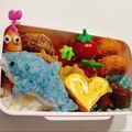 あちゅ★ﾐ's cooksnap of when they made キャラ弁 夏！海！イルカさん🐬.