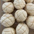 raruraru7's cooksnap of when they made 外はカリ♪中はフワッフワメロンパン.
