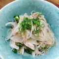 YCHキッチン's cooksnap of when they made 新玉ねぎとツナのおかかポン酢サラダ.