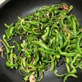 あまざけ好きすぎて's cooksnap of when they made ピーマンの塩昆布炒め.