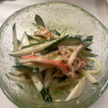 sacching's cooksnap of when they made 簡単☆きゅうりとカニカマのサラダ.