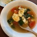 k☆mao's cooksnap of when they made モロヘイヤとトマトのサンラータン風スープ.