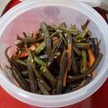 ひっこ's cooksnap of when they made 簡単すぎる！わらびの塩昆布あえ.