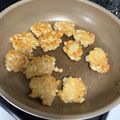 瑛ティーママ♡'s cooksnap of when they made 鶏胸肉1枚で30個☆チーズチキンナゲット.