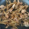 クックりーこ☆'s cooksnap of when they made お弁当におすすめ◎豚肉とごぼうのきんぴら.