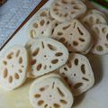 宮田光雄's cooksnap of when they made 薄口醤油で♪レンコンの煮物.