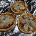 野菜係's cooksnap of when they made 餃子の皮とウインナーでピザ簡単すぐできる.