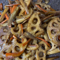 クックOX59B5☆'s cooksnap of when they made 【超簡単】蓮根のきんぴらごぼう.