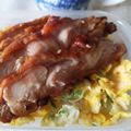 くむちん's cooksnap of when they made ネギ入り炒り卵で彩り♪そぼろ丼.