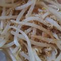 にゃる餅★'s cooksnap of when they made コチュジャンで♪簡単！もやしのナムル.