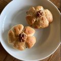 みるく茶's cooksnap of when they made **全粒粉入りクルミパン：3種**.