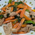 ☆megumi.s.358☆'s cooksnap of when they made 鮮やかに食欲増進！ニラと人参豚コマ炒め.
