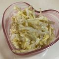 papikun's cooksnap of when they made 春キャベツのごま油塩サラダ.