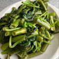 yu🐓's cooksnap of when they made 簡単美味しい空芯菜のニンニク炒め.