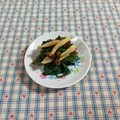 SP♪'s cooksnap of when they made 菊菜としめじの麺つゆ炒め.