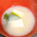 ⭐︎なつみ⭐︎'s cooksnap of when they made 本だしで簡単！基本の豆腐とわかめの味噌汁.