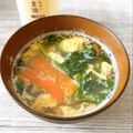のんべぇヒロ's cooksnap of when they made 簡単♬ほうれん草・にんじん・卵のお吸い物.