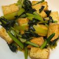 yomo1229's cooksnap of when they made 娘に伝えたい＊小松菜と厚揚げの生姜炒め＊.