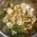 季節外れ's cooksnap of when they made オクラとなすの胡麻酢和え.