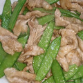 猫のミイヤ's cooksnap of when they made きぬさやと、ブタ肉の炒め物.