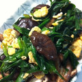 hinaおばちゃん's cooksnap of when they made ニラと椎茸のささっと炒め♪.