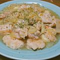 mokun's cooksnap of when they made ビールにぴったり★鶏のにんにく煮込み★.