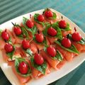 ロリ☆Lori's cooksnap of when they made スモークサーモンとクリチのピンチョス.