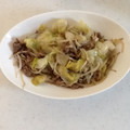 ゆいえいたま's cooksnap of when they made 生しょうゆあっさり牛肉レタスもやし炒め★.