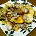 kaoleee's cooksnap of when they made あさりのワイン蒸し☆じゃがいも入り.