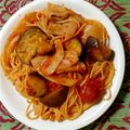 salymama's cooksnap of when they made 夏野菜を使って♪茄子と豚肉のトマトパスタ.