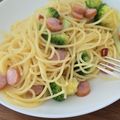 とも's cooksnap of when they made ブロッコリーとウインナーのペペロンチーノ.