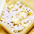 ともりん0203's cooksnap of when they made Caたっぷり！？ゴマおかかチーズおにぎり.