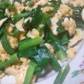 kmknjaja's cooksnap of when they made ✿ウェイパーにら玉✿.