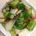 ★SAKURAママ★'s cooksnap of when they made 夏バテ対策☆長芋ときゅうりの酢の物.