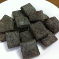 雪だるまんじゅう's cooksnap of when they made 黒ごまキューブクッキー.
